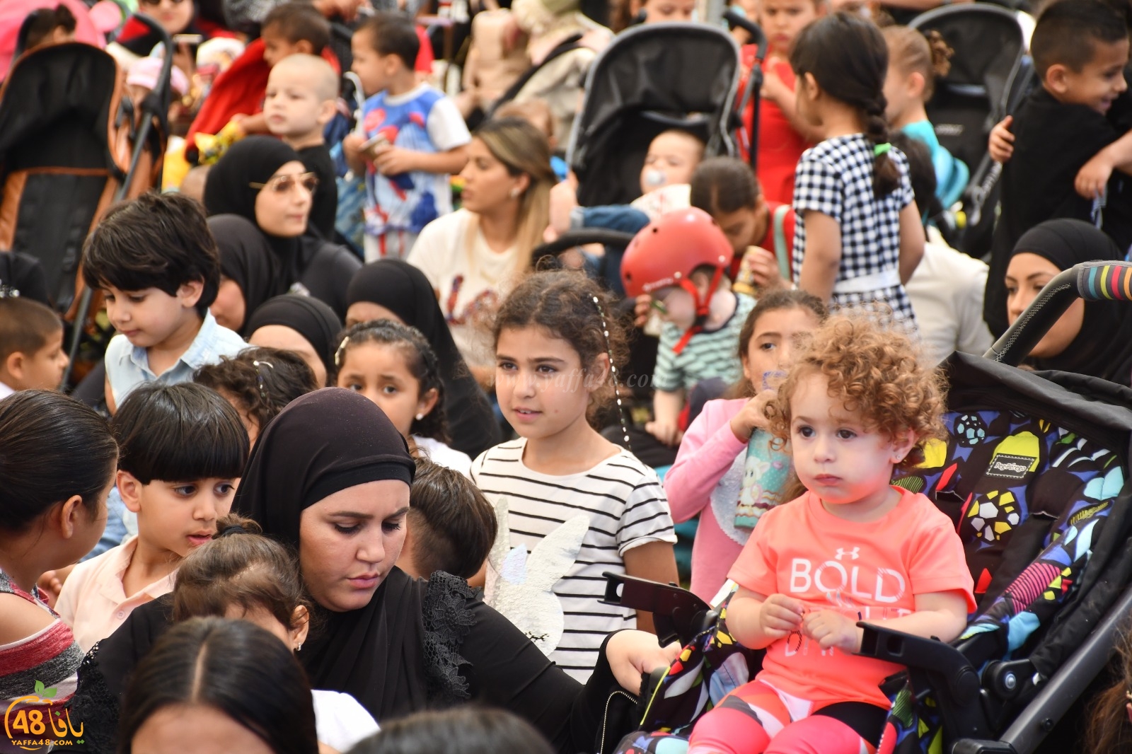 فيديو: مشاركة واسعة في مهرجان مدينة الأطفال بمدينة يافا 