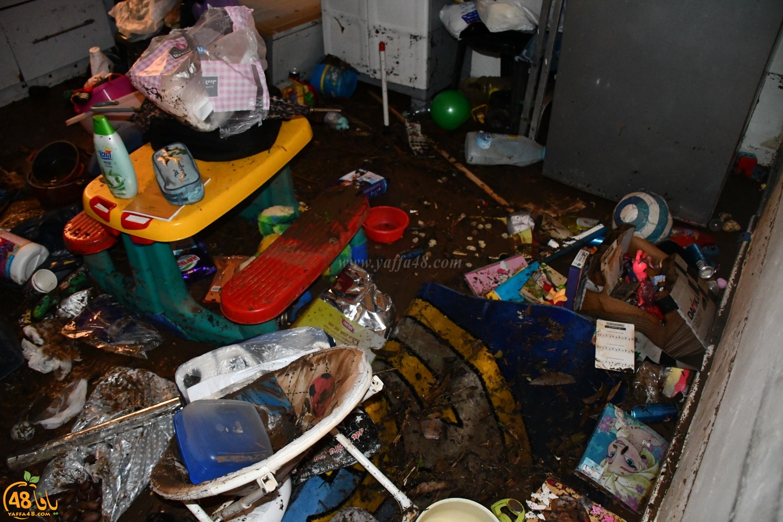 فيديو: عشرات العائلات اليافية تحتاج مساندتكم بعد الأضرار التي خلفتها العاصفة المطرية