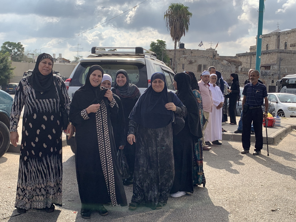 حجاج اللد الرملة يزورون المسجد الأقصى المبارك 