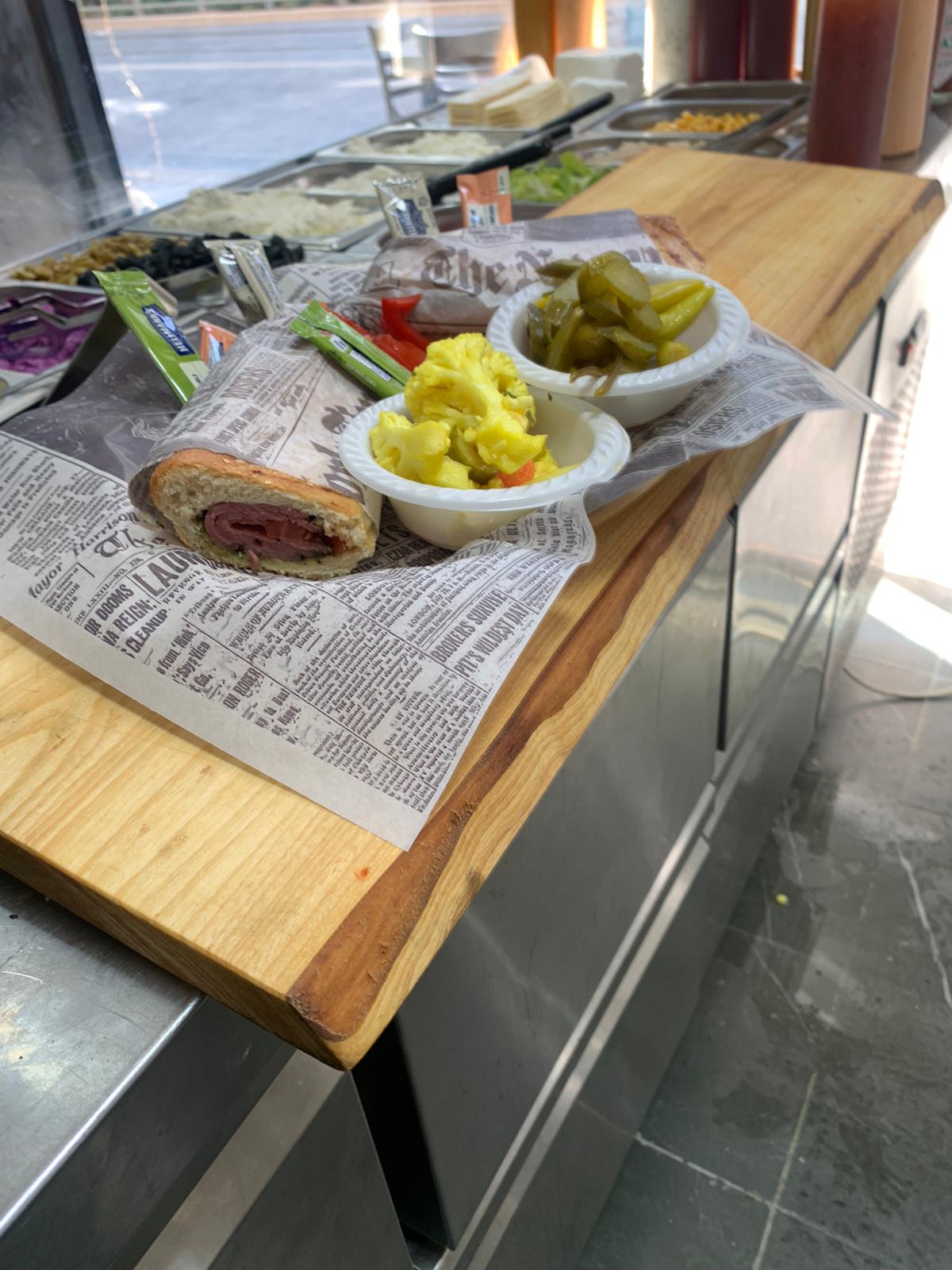  جديد في يافا: مطعم توست ستيشن لأشهى الوجبات الخفيفة والساندويشات 