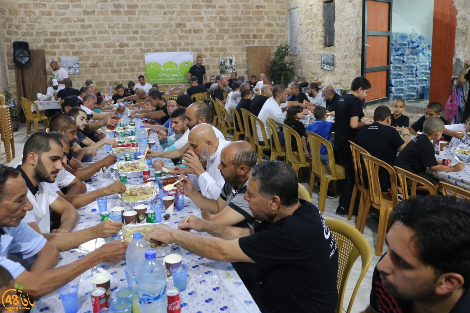  بالصور: افطار جماعي في مركز الدعوة بمدينة يافا