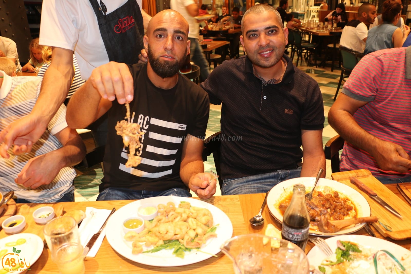  صور: طاقم يافا 48 يلتئم على مائدة افطار رمضانية في مطعم صقلية بالميناء 