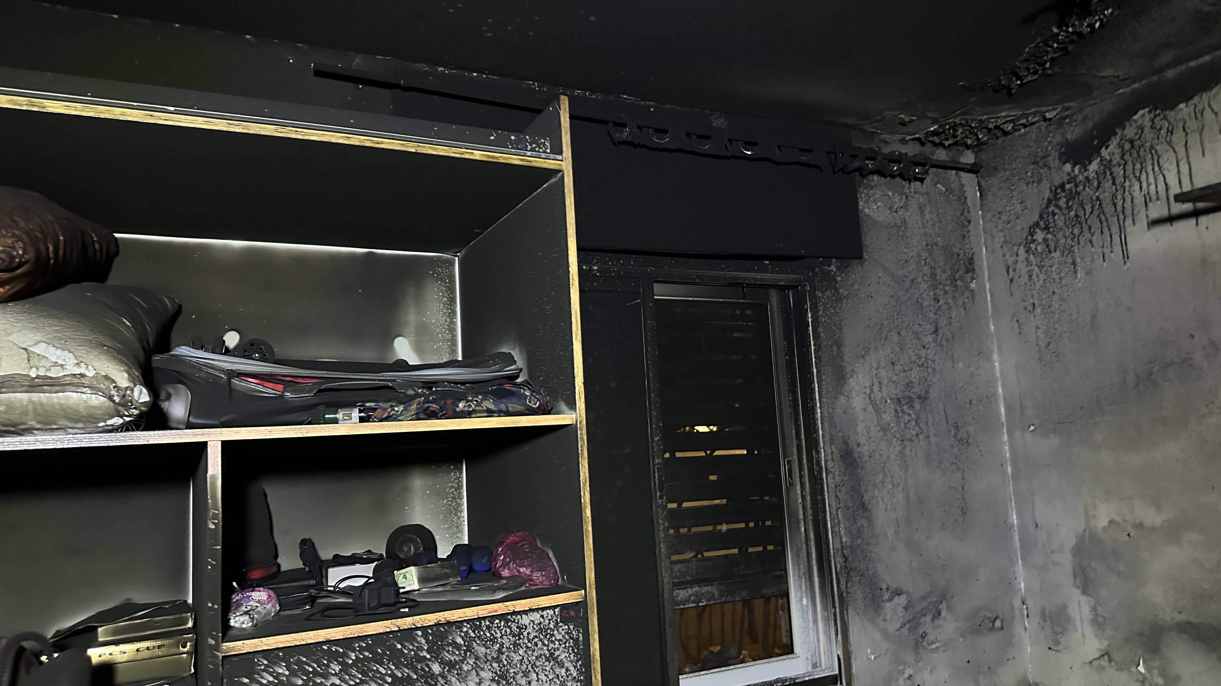باب من الخير جمعية يافا تطلق حملة صيانة بيت تضرر نتيجة حريق 