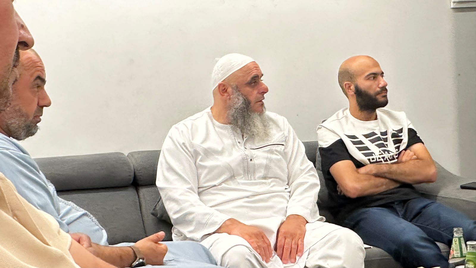 hE2Ickm6skMElUJ9LRi1zBlcxHP4eh0eifeQuJlV.jpg