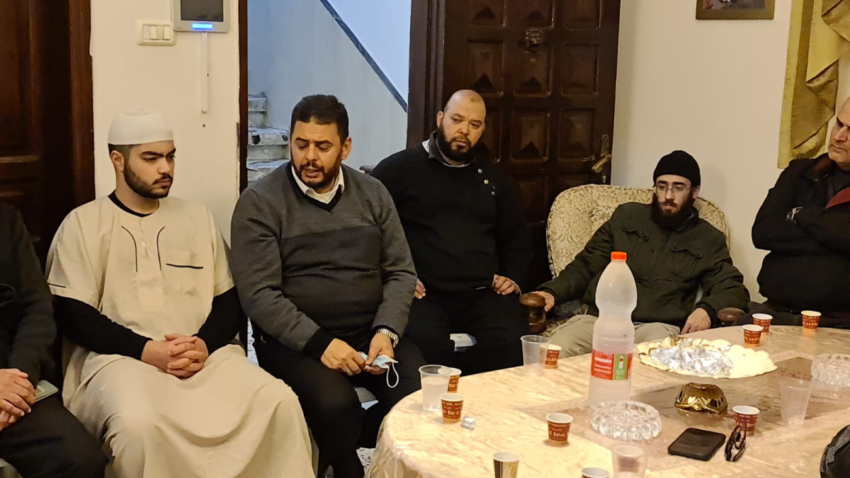  فيديو: كلمة المحامي خالد زبارقة خلال زيارة الوفد المقدسي لبيت عائلة أبو نجم بيافا