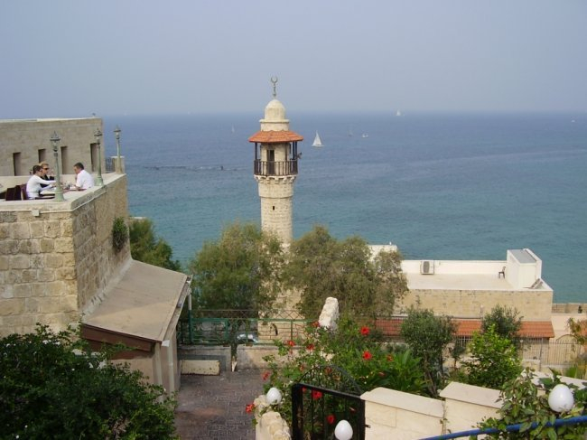 خطة اسرائيلية جديدة لمنع الاذان في ساعات معينة