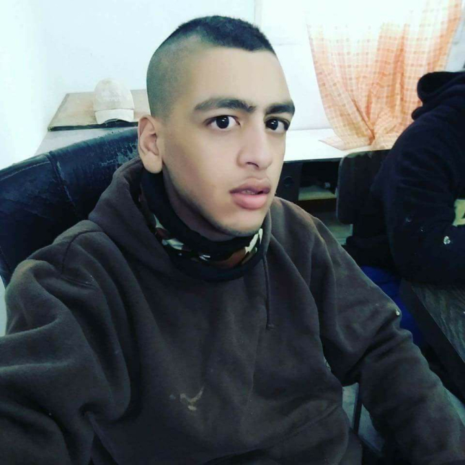 مصرع الشاب جبري عمّاش (17 عاماً) من جسر الزرقاء اثر تعرضه للطعن 