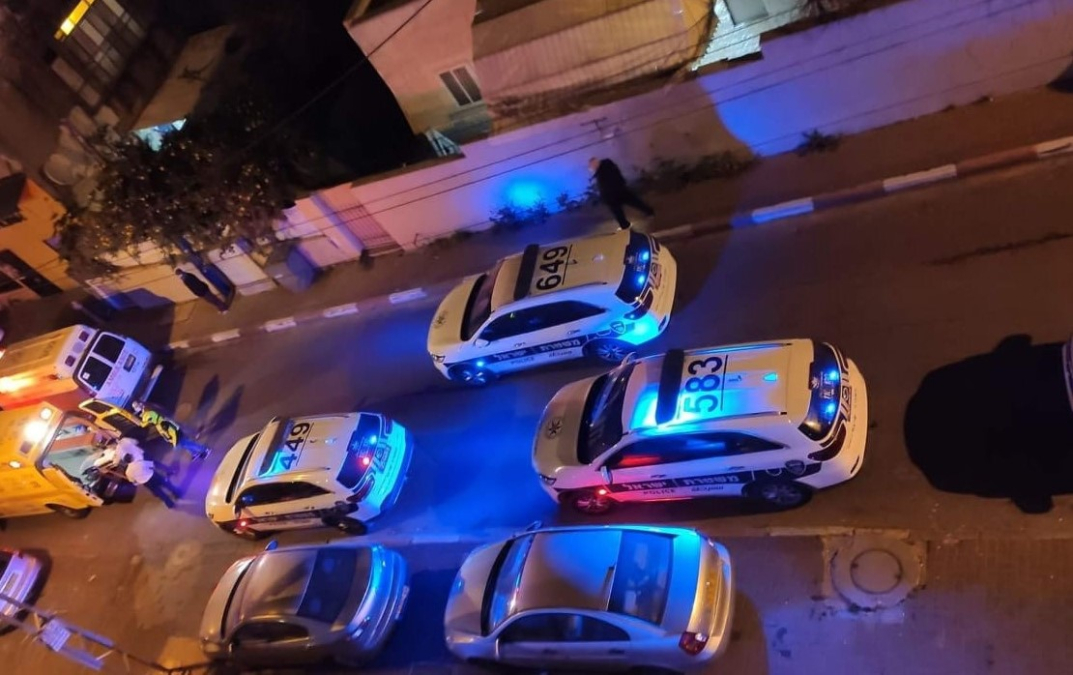 الرملة: شجار يتخلله اطلاق نار واضرام النيران دون التبليغ عن اصابات