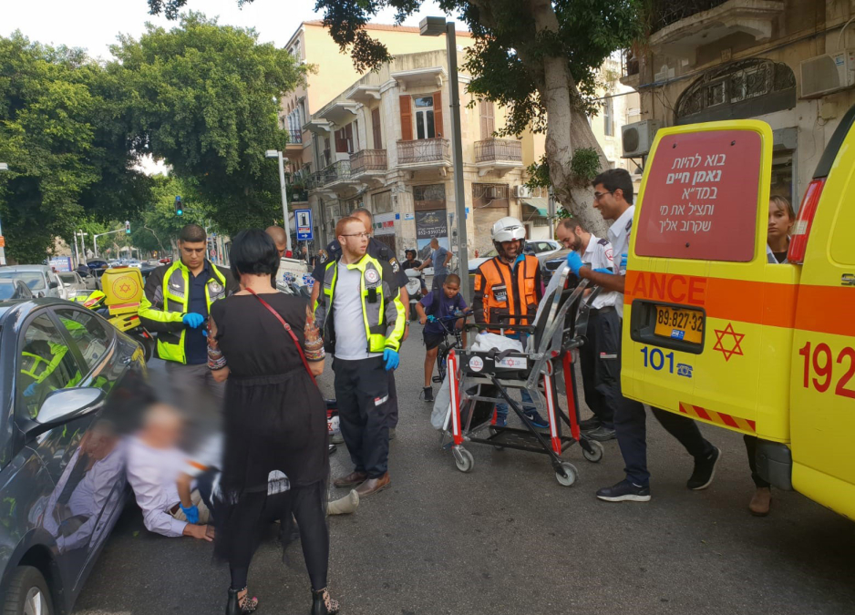  بالصور: اصابة شخص بأزمة قلبية بمدينة يافا والطواقم الطبيّة تُنقذ حياته 