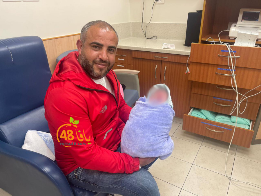  الرملة: شاب يُطلق اسم "ريان" على مولوده الجديد 