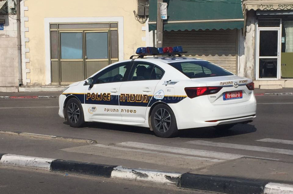  حركة نشطة لدوريات شرطة السير في مدينة يافا وتحرير مخالفات بالجملة 