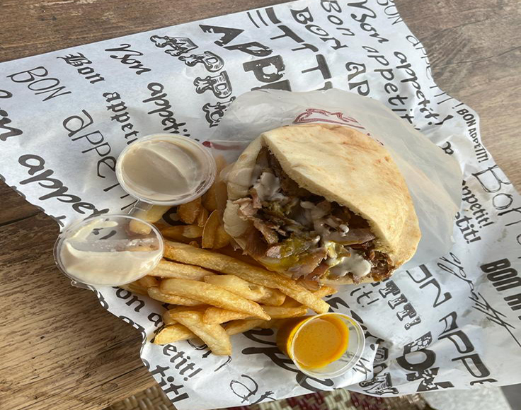 الأشهى في يافا - أطلب 4 باجيت شاورما والمشروب علينا من بالي باجيت