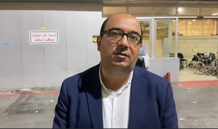 النائب أبو شحادة من أمام مستشفى المقاصد: " نحيي أهلنا في القدس، ونتمنّى الشفاء للجرحى"