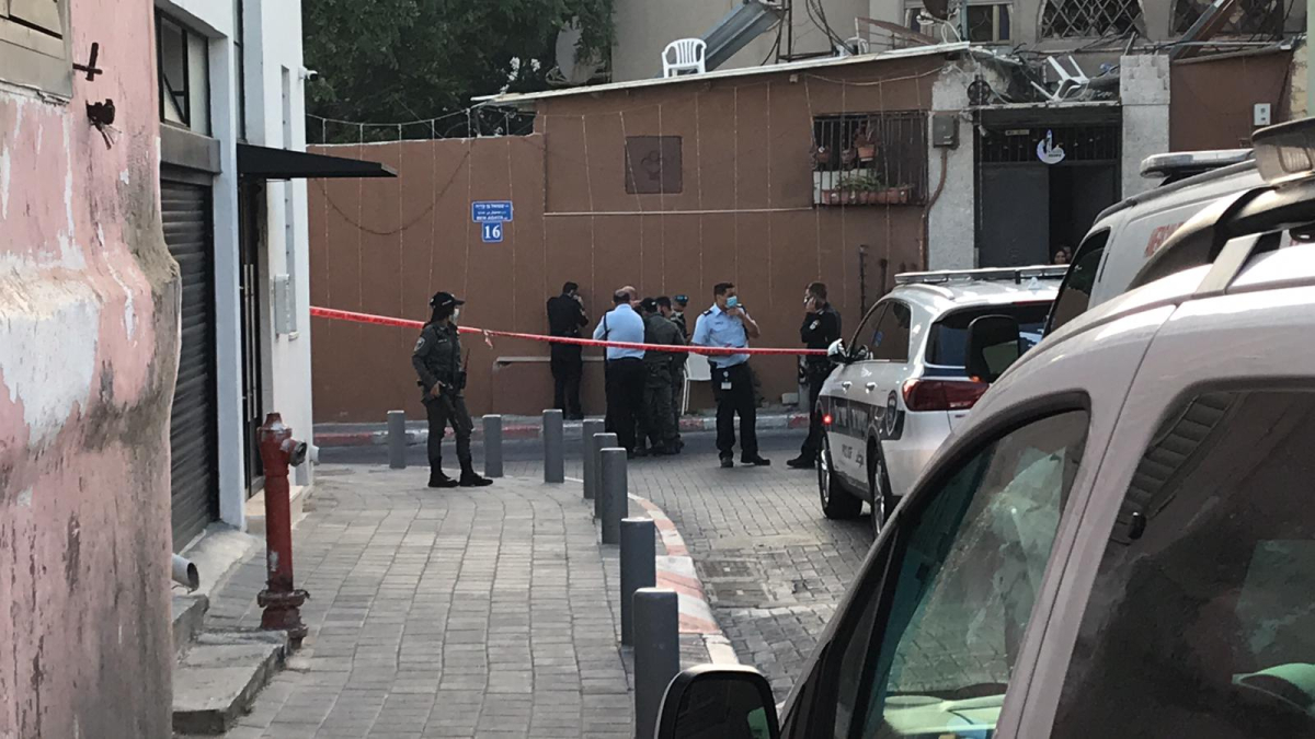  يافا: وصول شاب الى مستشفى فولفسون اثر تعرضه لاصابة في الصدر 