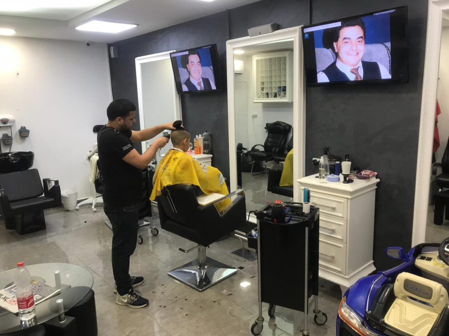 جديد في الرملة: صالون "المركز" للحلاقة للرجال والأولاد