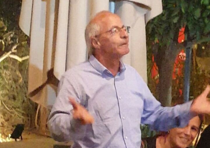 مدرسة دار الحكمة الاعدادية في اللد تُكرّم الاستاذ القدير نايف ابو منة 