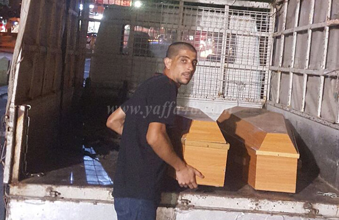  صور: أهالي مدينة الناصرة يتبرعون بتوابيت للجنة اكرام الميت بمدينة يافا