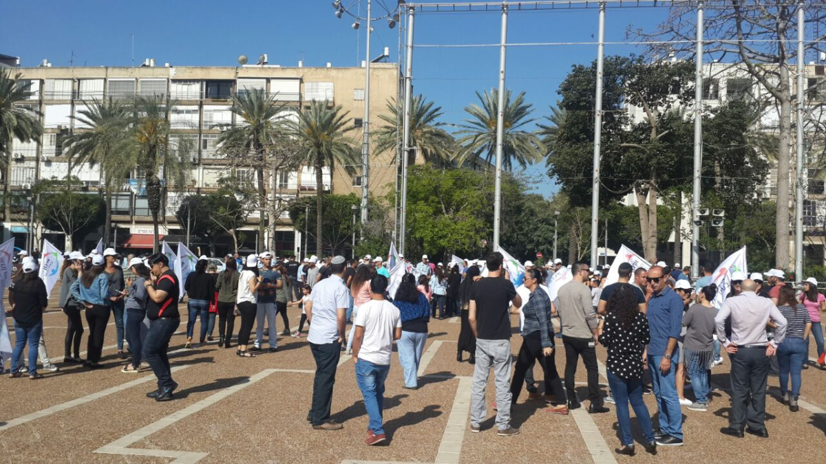 عمال بلدية تل ابيب يعلنون الاضراب المفتوح عن العمل 