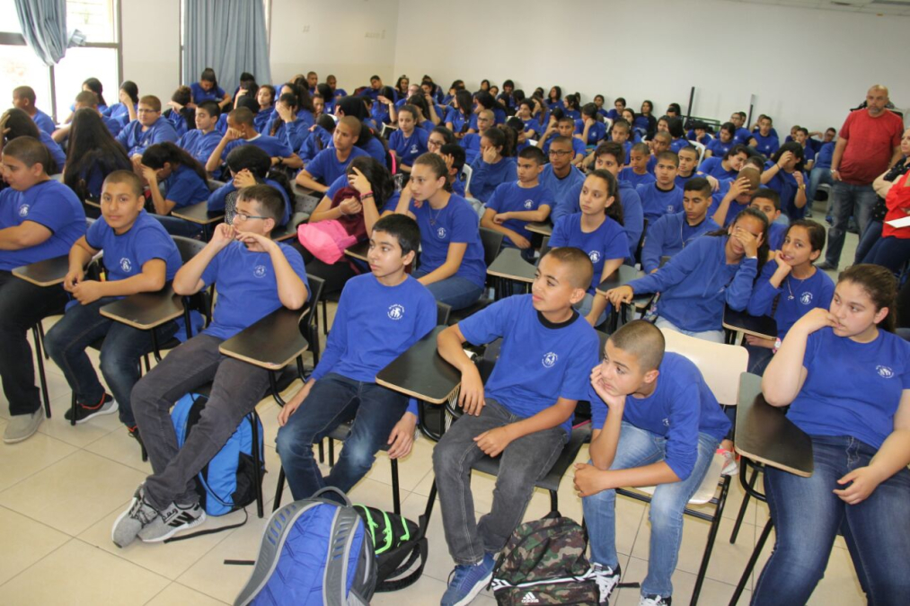 مدرسة اجيال الثانوية في يافا تحتفل بذكرى الإسراء والمعراج