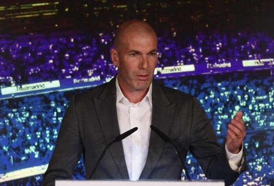 أول تعليق من زيدان بعد عودته لريال مدريد