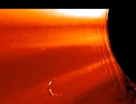 "ناسا" ترصد جسما غامضا عملاقا قرب الشمس (فيديو)