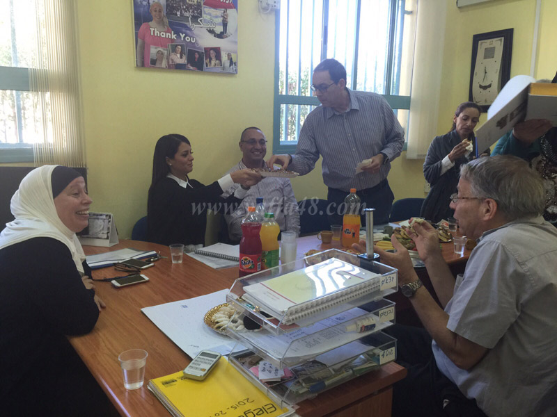 لجنة الآباء في مدرسة أجيال الابتدائية تجتمع بمدير عام البلدية ومدير عام المكملة ليافا