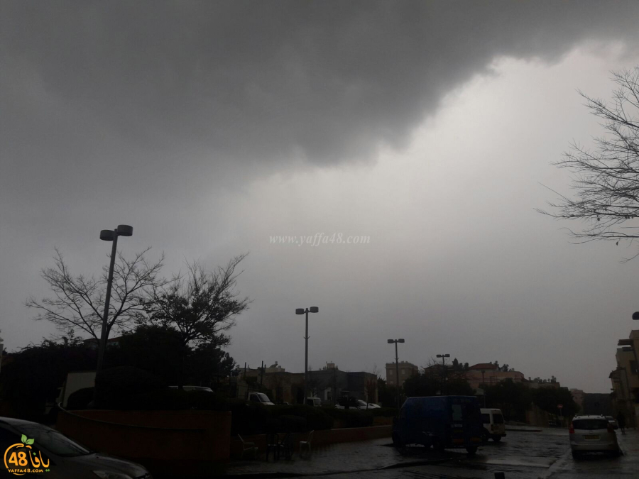 الاثنين: يستمر تأثير المنخفض الجوي والكتلة الهوائية الباردة على البلاد