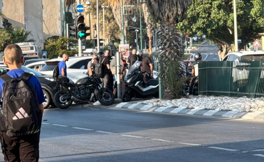 إصابة طفيفة لراكب دراجة نارية بحادث طرق في بيافا