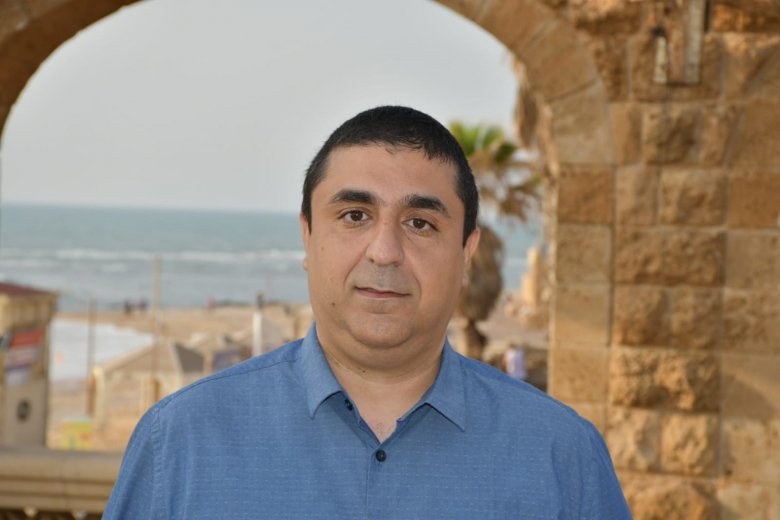 فيديو: اعفاءات وتخفيضات للمصالح التجارية بيافا الحاصلة على الاشارة البنفسجية 