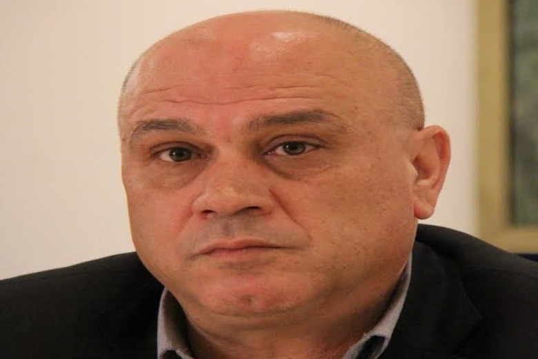 النائب عيساوي فريج يُعقّب على حادثة اطلاق النار على الطفل وليد ابو سيف