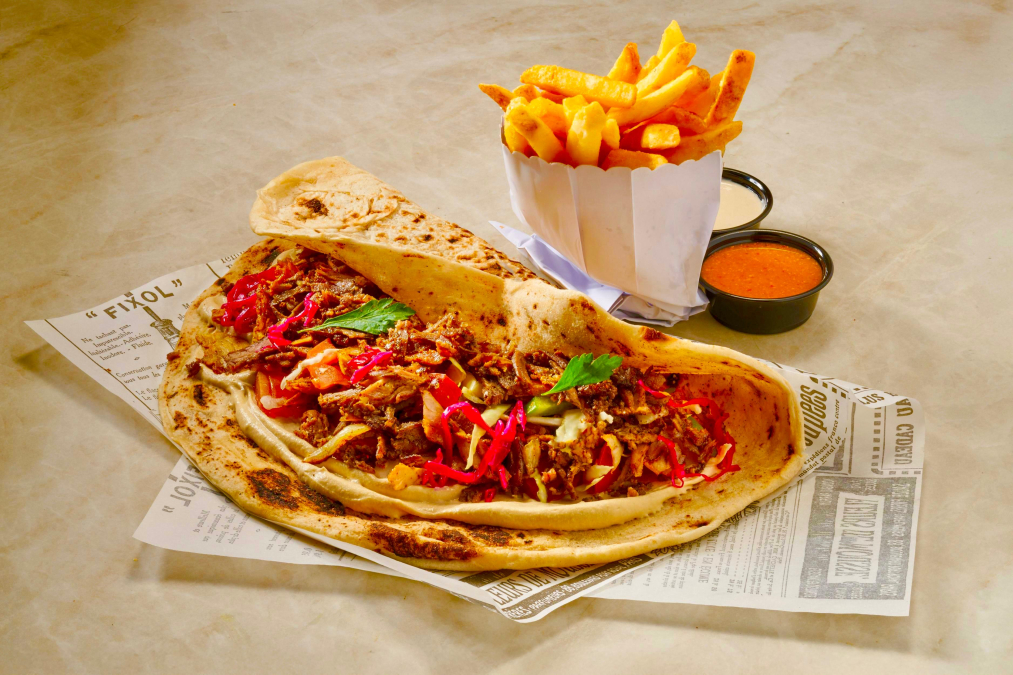 عرض خاص لعيد الفطر من مطعم Burger Station 23 & Shawarma...