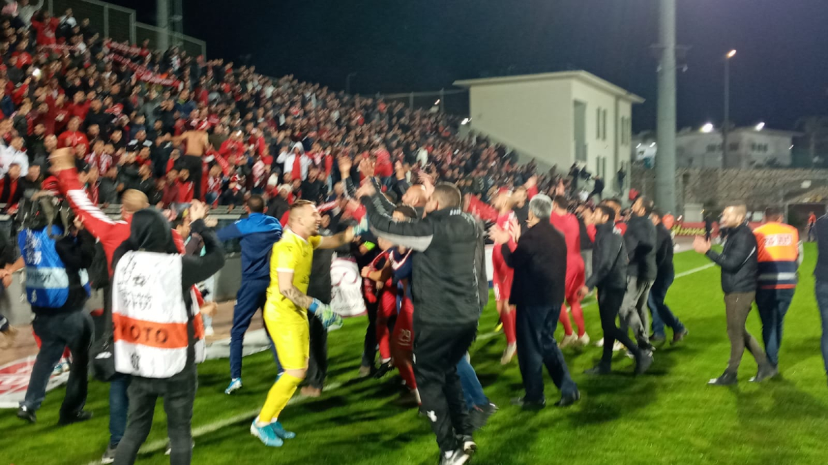 بالصور: انتصار هبوعيل أم الفحم على فريق مكابي تل ابيب بنتيجة 3-2