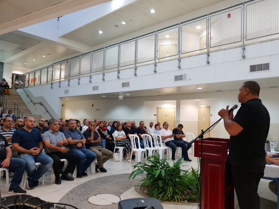 بالصور: محاضرة توعوية حول قانون القومية في مدرسة أجيال الثانوية بيافا 