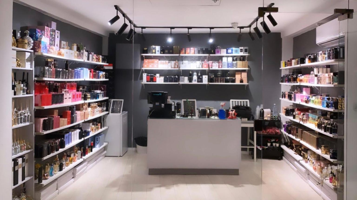  بمناسبة العيد - حملة 17% تخفيضات على جميع انواع العطور لدى قدوميم برفيوم