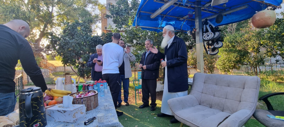  اللد: وفد من حزب الوفاء والإصلاح يزور الشاب محمد العاوور