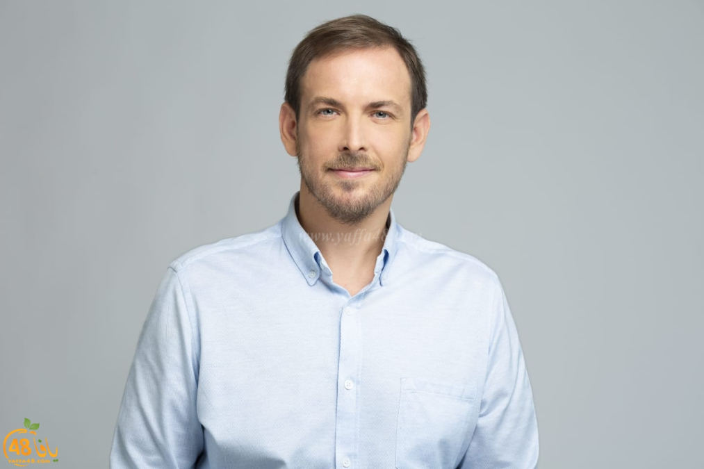 فيديو: المرشح لرئاسة البلدية "اساف زمير" يستعطف أهالي يافا للتصويت لصالحه 