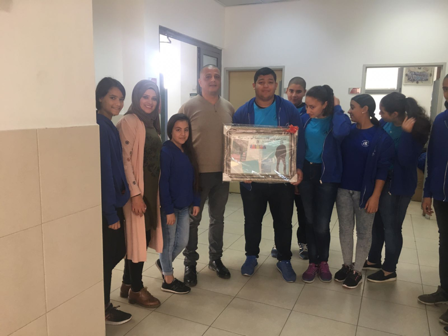 صور: مدرسة اجيال الثانوية بيافا تحتفل بيوم المعلم 