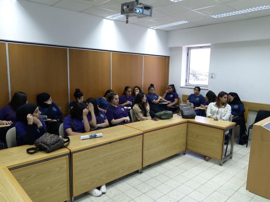 مدرسة يافا المستقبل  في زيارة لجامعة تل ابيب ضمن برنامج الطريق الى المعاهد العليا