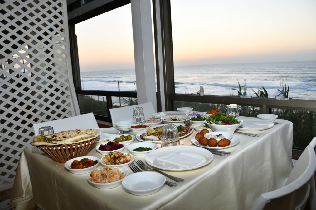  وأخيراً: افتتاح مطعم عروس البحر "باباي" الأقرب لشاطئ بحر يافا 