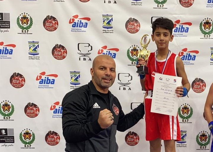  فيديو: فوز الطفل القسماوي"أشرف أبو قرينات" ببطولة الملاكمة 