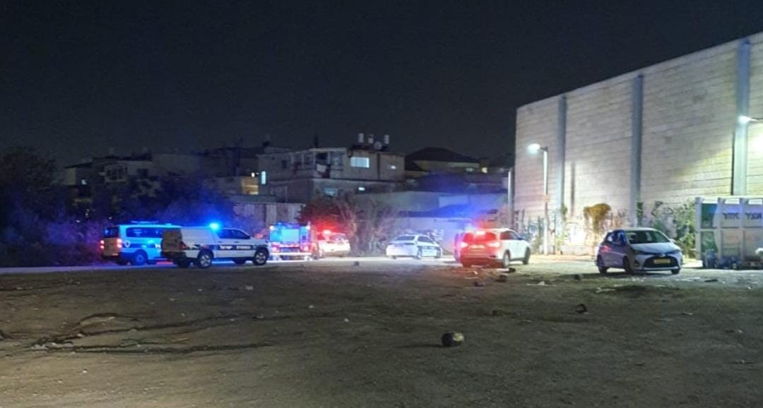  الرملة: اصابة باطلاق نار بحي "جان حكال" وقوات معززة من الشرطة تهرع للمكان