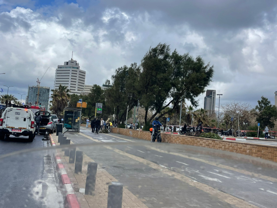 سقوط شظايا صواريخ شمال يافا دون إصابات