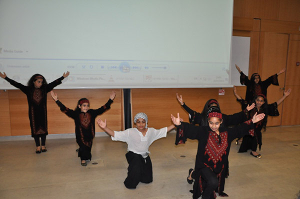 بالصور: ورشة عمل للأهالي والأبناء في الكلية الأكاديمية تل ابيب يافا 