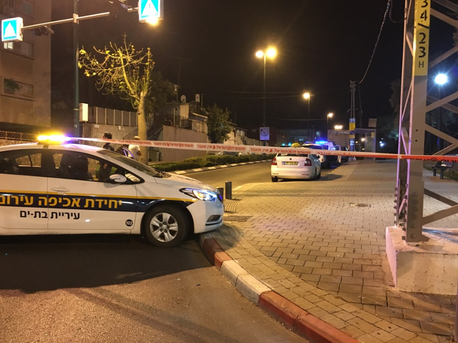 فيديو يافا:إلقاء قنبلة صوت على بيت في شارع بيلو على حدود بات يام ويافا