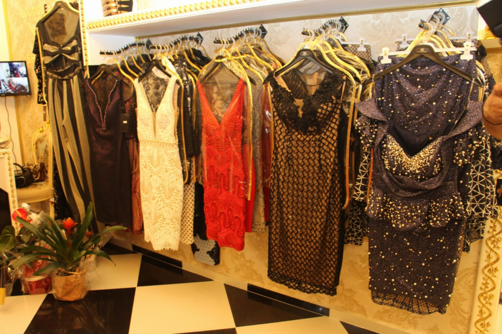  صور: افتتاح محل "شيرين ميناوي" بيافا للفساتين من أجود الماركات العالمية