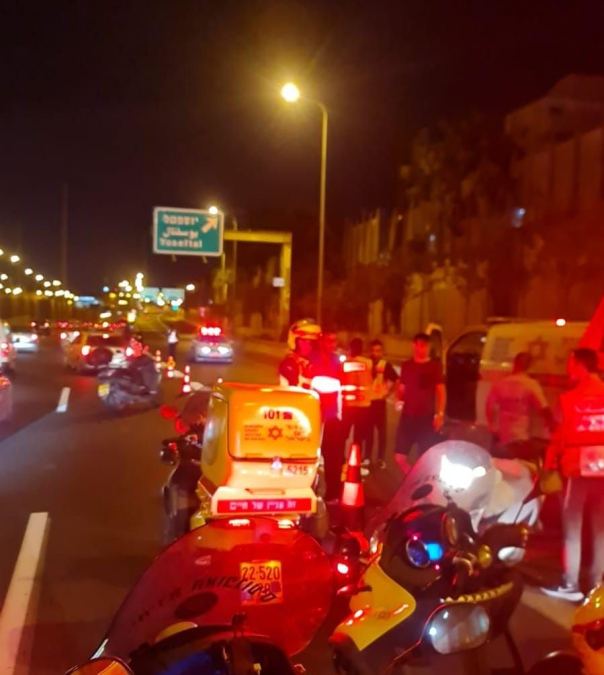  اصابة حرجة لراكب دراجة نارية بحادث طرق جنوب يافا