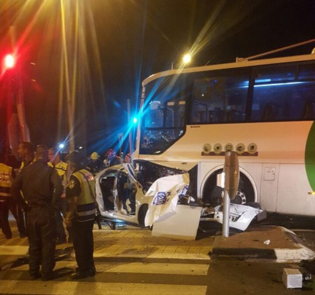 مصرع مواطن بحادث طرق بين حافلة ومركبة جنوب البلاد 