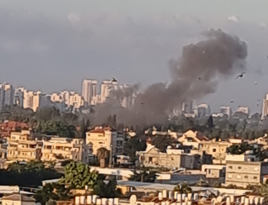  3 اصابات في الرملة اثر سقوط صواريخ من غزة