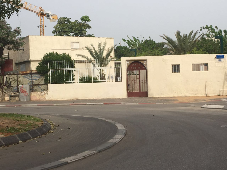 الشرطة: القاء زجاجة حارقة تجاه كنيس في مدينة يافا دون اصابات او اضرار