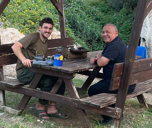 مقتل الجندي غال ايزنكوت في غزة- والده القائد العام لأركان الجيش سابقًا